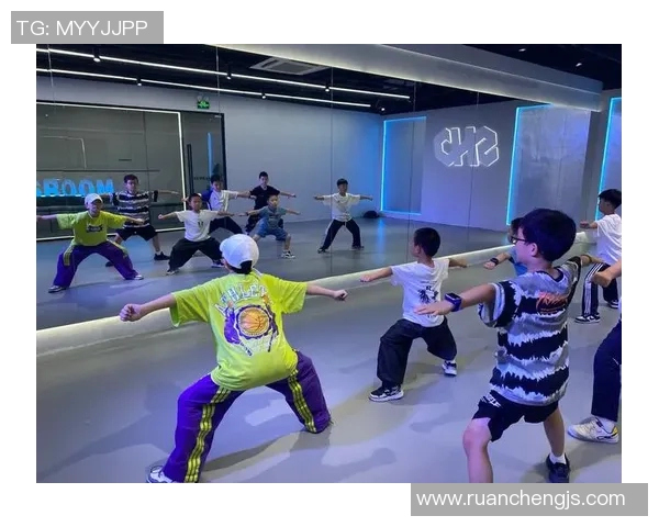 重庆街舞队的个人能力揭秘与街舞文化的深度融合探索